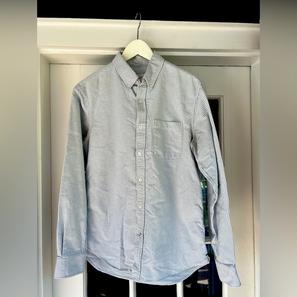 3 Pack of oxfords!  Club Monaco, J Crew and H&M, all size small